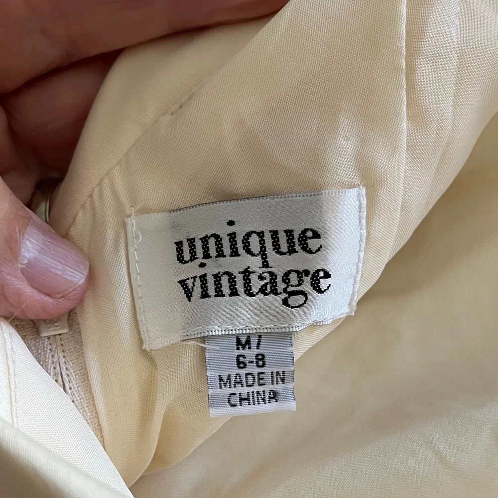 Unique Vintage Ivory Bow Detail Dress - Picture 8 of 9